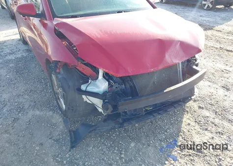 2017 Hyundai Elantra Se из США, поврежденный, VIN KMHD84LF8HU064076